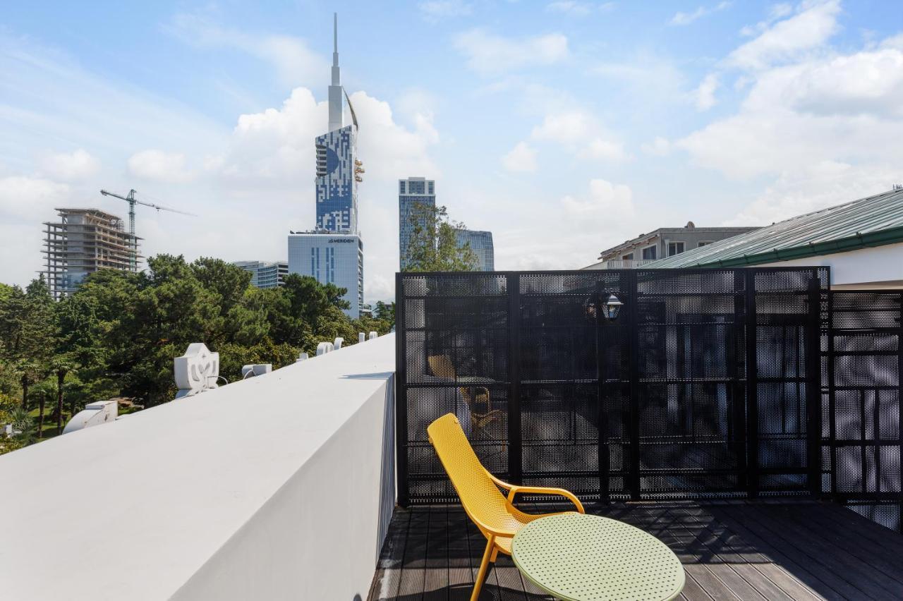 Boulevard Hotel Batumi Esterno foto