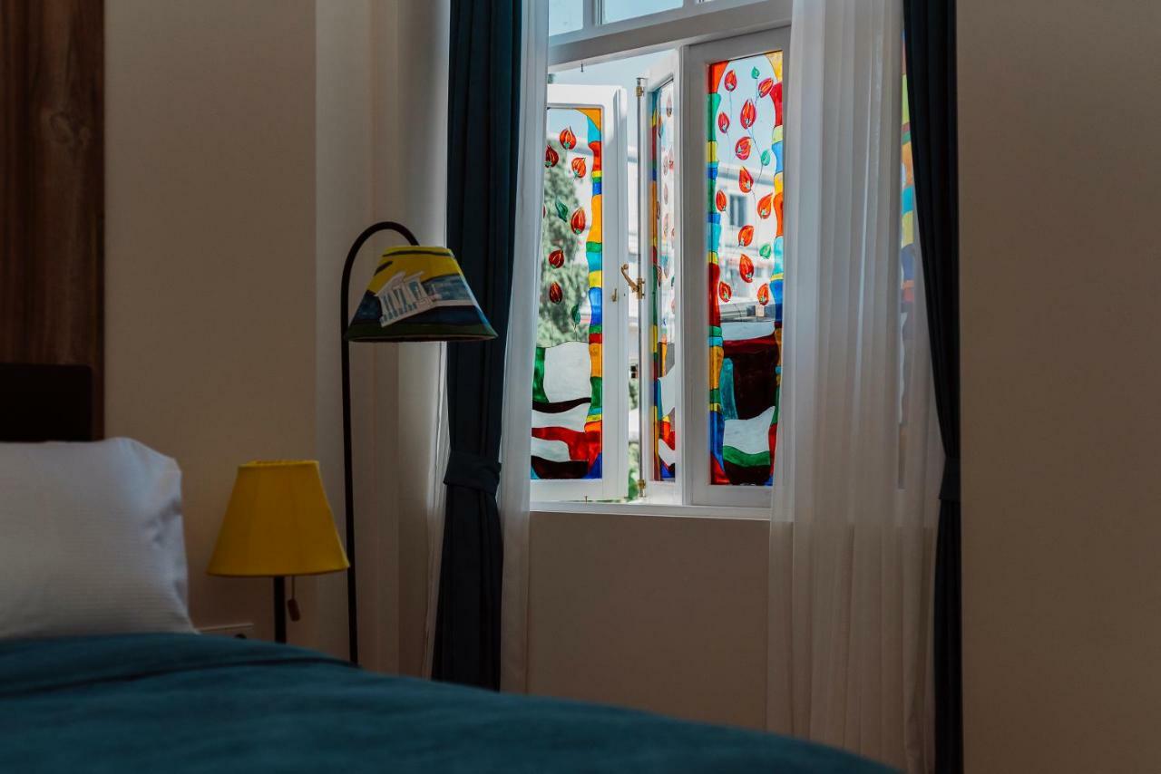 Boulevard Hotel Batumi Esterno foto
